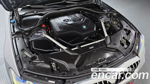 BMW 5 Series 2023, фото 6