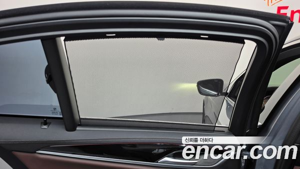 BMW 5 Series 2023, фото 20
