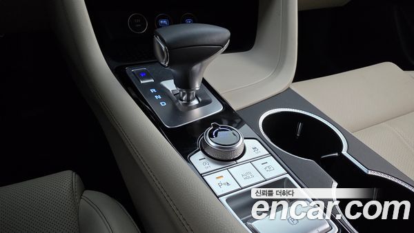 Genesis G70 2025, фото 12