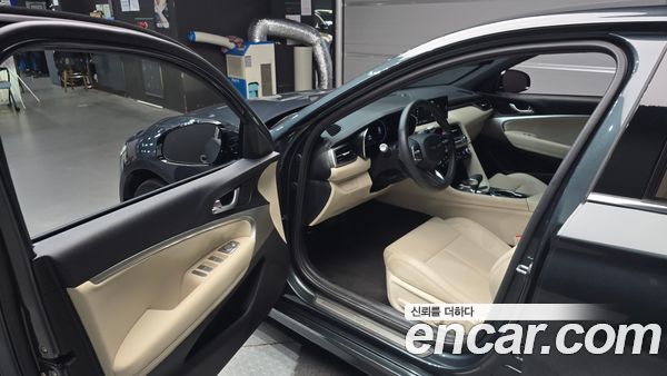 Genesis G70 2025, фото 13