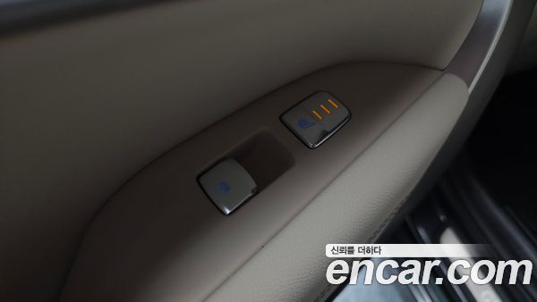 Genesis G70 2025, фото 27