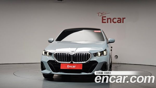 BMW 5 Series 2026, фото 2