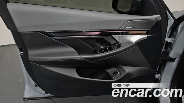 BMW 5 Series 2026, фото 13