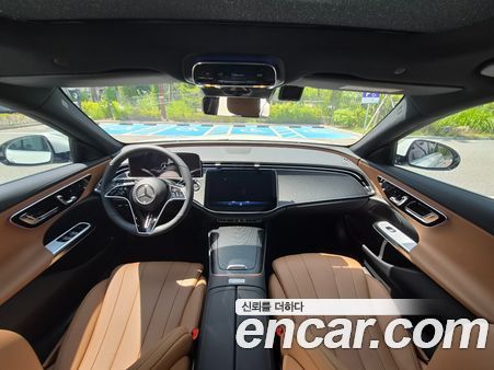 Mercedes-Benz E-Class 2025, фото 18