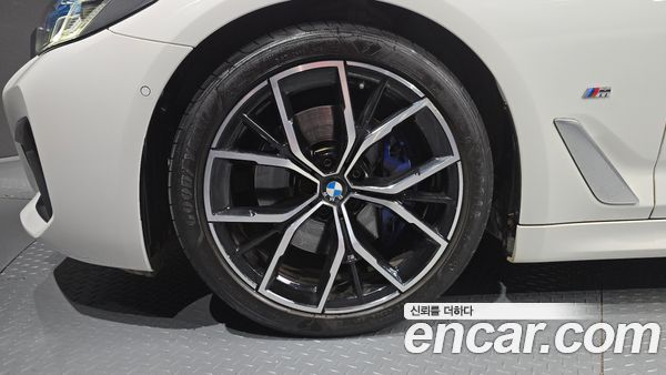 BMW 5 Series 2023, фото 5