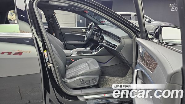 Audi A6 2020, фото 11