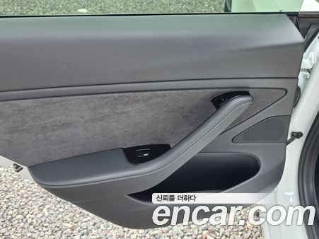 Tesla Model 3 2020, фото 11