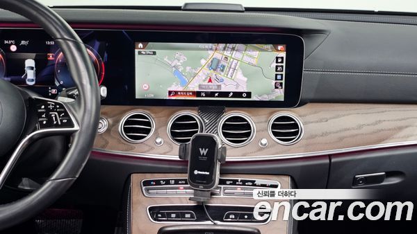 Mercedes-Benz E-Class 2021, фото 12