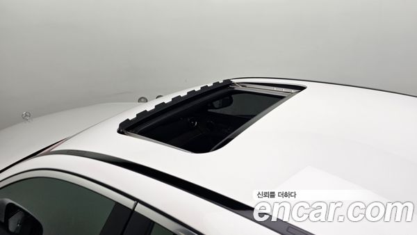 Mercedes-Benz E-Class 2021, фото 16