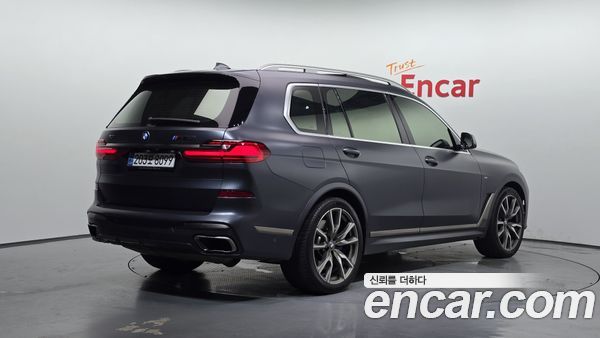 BMW X7 2021, фото 2