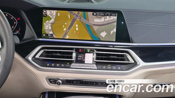 BMW X7 2021, фото 13