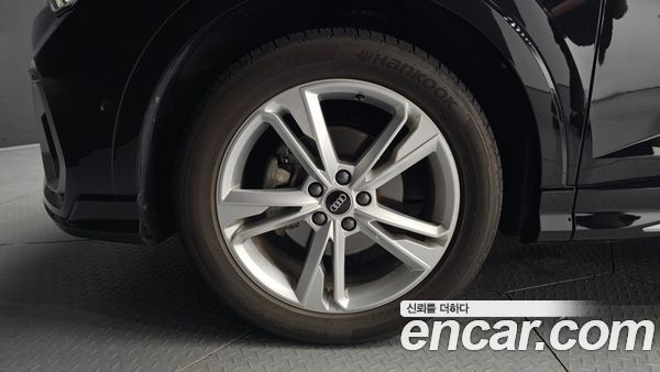 Audi Q3 2022, фото 4