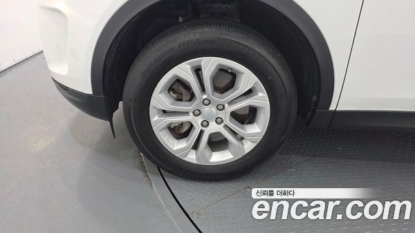 Land Rover Discovery Sport 2020, фото 4