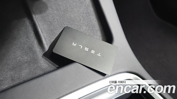 Tesla Model 3 2022, фото 29