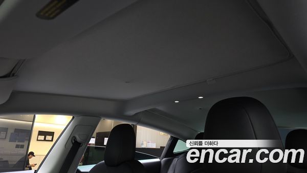 Tesla Model 3 2022, фото 32