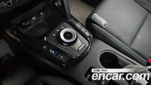 Kia Seltos 2023, фото 11