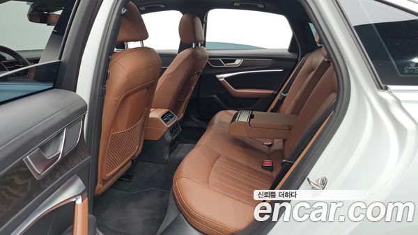 Audi A6 2021, фото 15