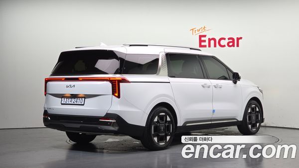 Kia Carnival 2024, фото 2