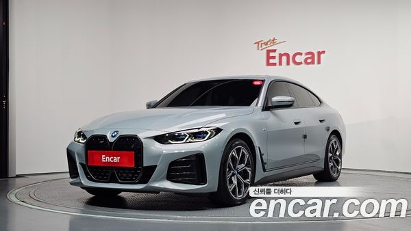 BMW i4 2023