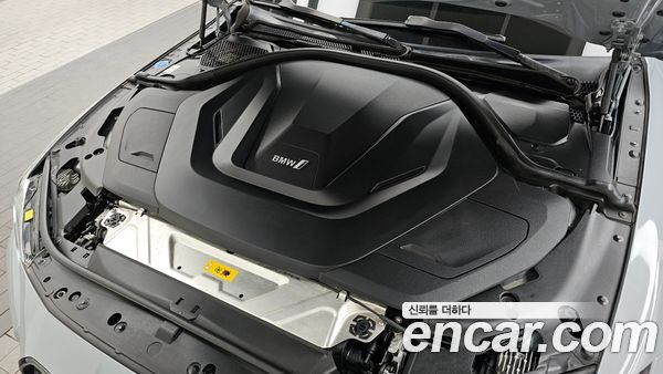 BMW i4 2023, фото 6