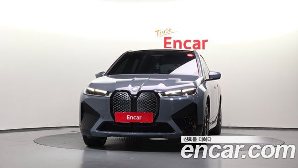BMW iX 2024, фото 3