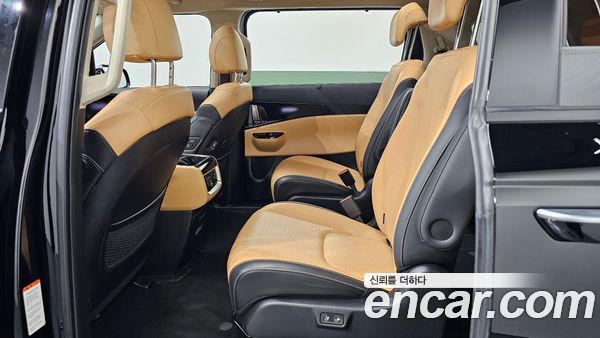 Kia Carnival 2021, фото 15