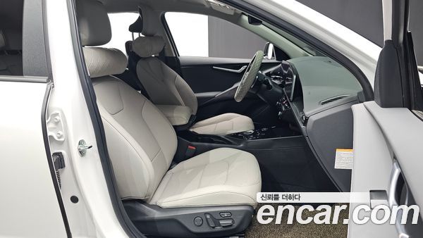 Kia Niro 2024, фото 16