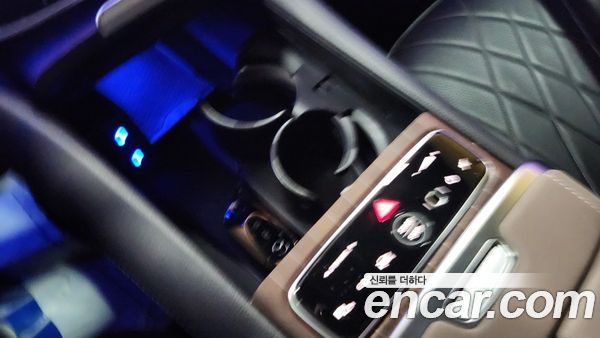 Mercedes-Benz EQS 2023, фото 10