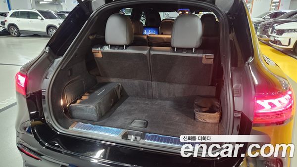 Mercedes-Benz EQS 2023, фото 18