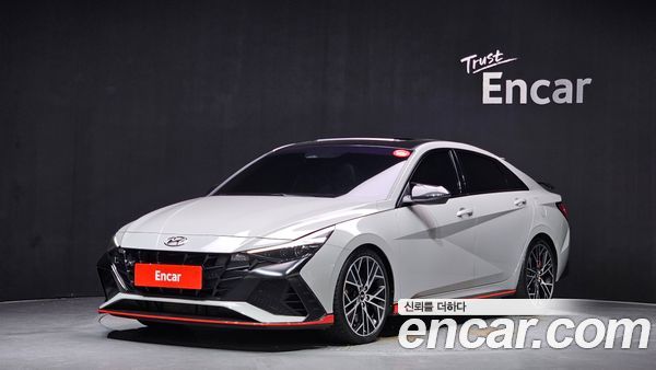 Hyundai Elantra 2022