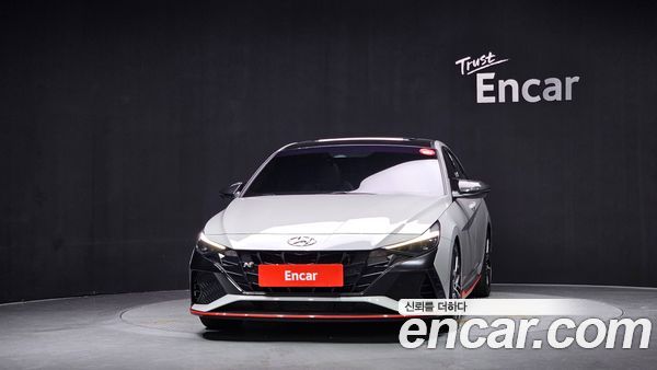 Hyundai Elantra 2022, фото 3