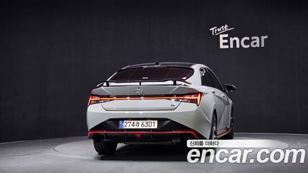 Hyundai Elantra 2022, фото 4
