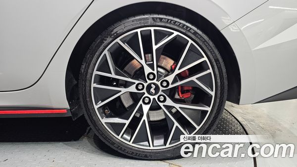 Hyundai Elantra 2022, фото 7