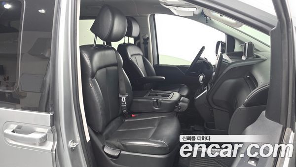 Hyundai Staria 2022, фото 16