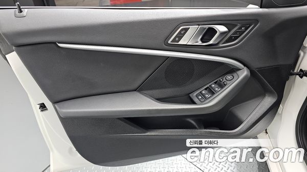 BMW 2 Series 2023, фото 14
