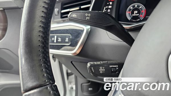 Audi A6 2020, фото 21