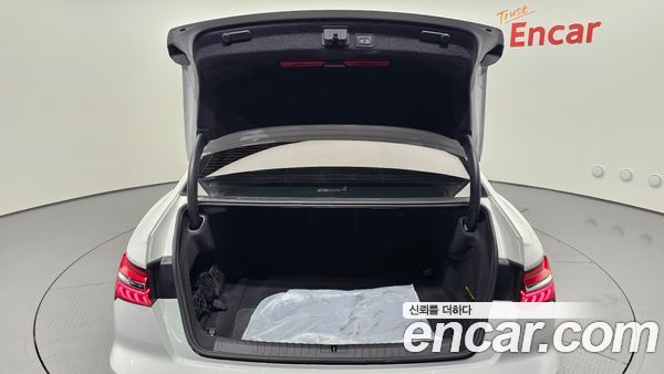 Audi A6 2020, фото 24