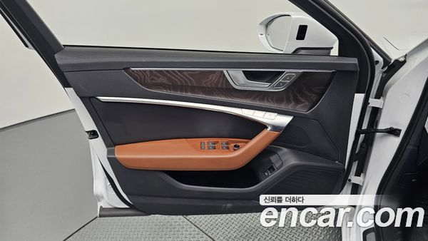 Audi A6 2020, фото 14