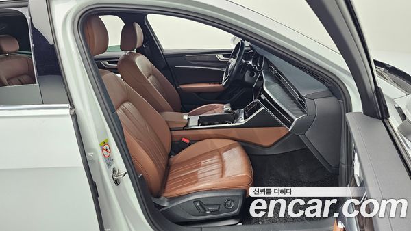 Audi A6 2020, фото 16