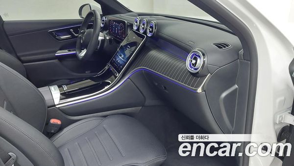 Mercedes-Benz GLC 2025, фото 9
