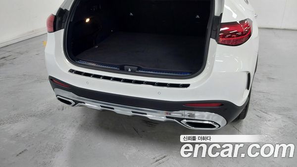 Mercedes-Benz GLC 2025, фото 11