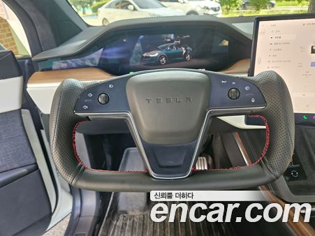Tesla Model X 2023, фото 12