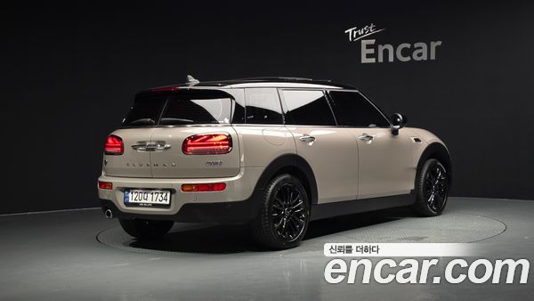 MINI CLUBMAN 2024, фото 2