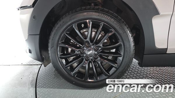 MINI CLUBMAN 2024, фото 5