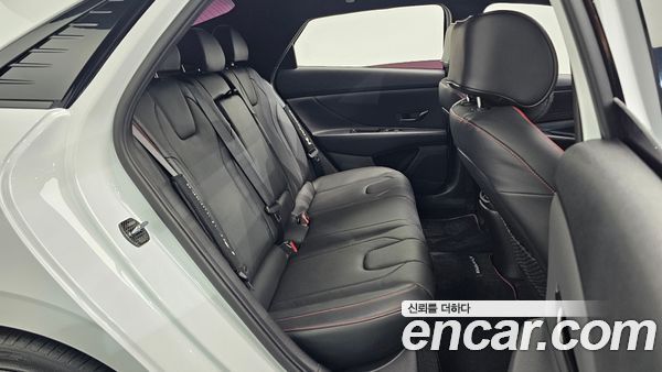 Hyundai Elantra 2021, фото 16