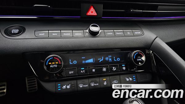 Hyundai Elantra 2021, фото 23
