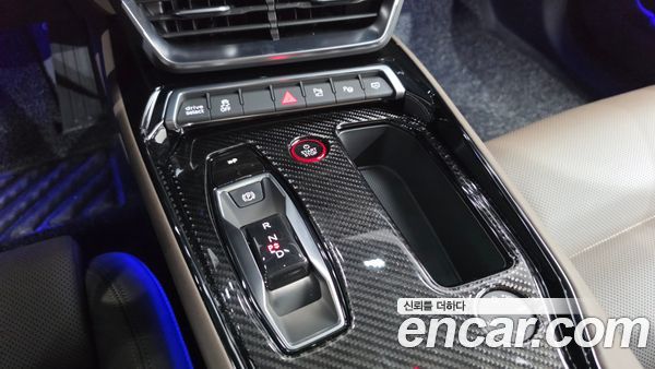Audi e-tron GT 2023, фото 12