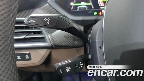 Audi e-tron GT 2023, фото 29