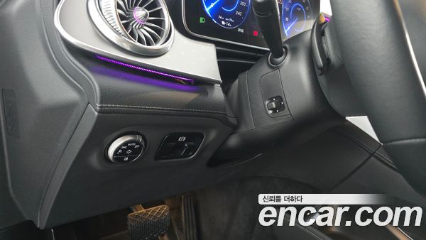 Mercedes-Benz EQE 2023, фото 25