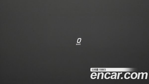 Mercedes-Benz EQE 2023, фото 31